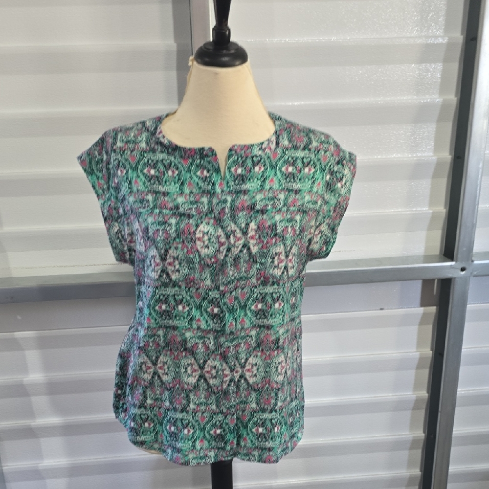 Van Heusen Multicolor Patterned Button Down Blouse Size Medium